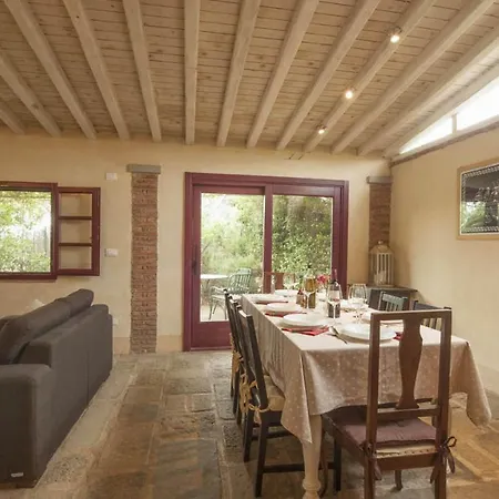 Villa Buca Delle Fate 8, Emma