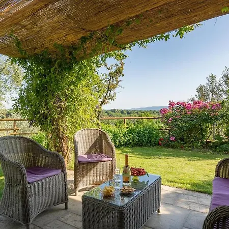 Villa Buca Delle Fate 8, Emma