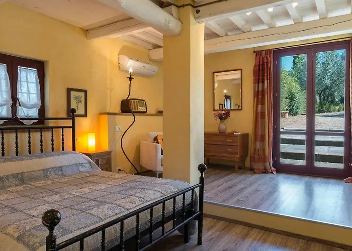 Villa Buca Delle Fate 8, Emma